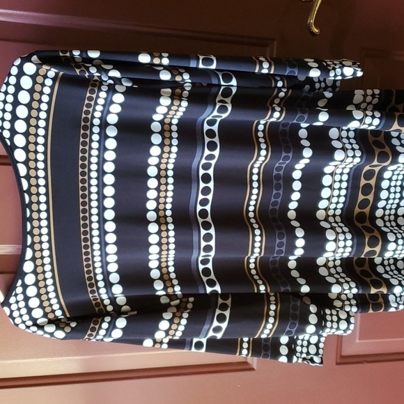 Charter Club woman black & white striped top size 2X - Picture 8 of 9